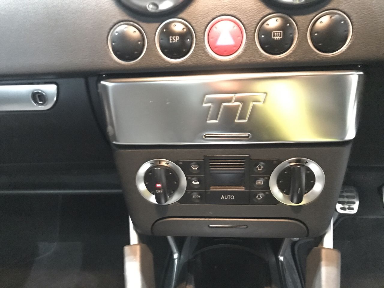 Woods Crampton White Label Barossa Cabernet Sauvignon 2022 (12x 750mL) SA