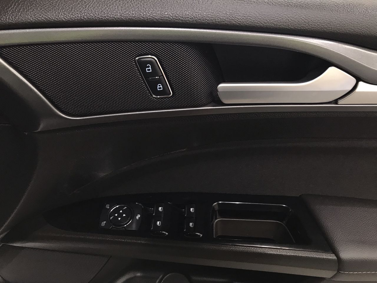 Australia 2021 The Wiggles (Current) 30 Years Scalloped Coloured 30c Coin