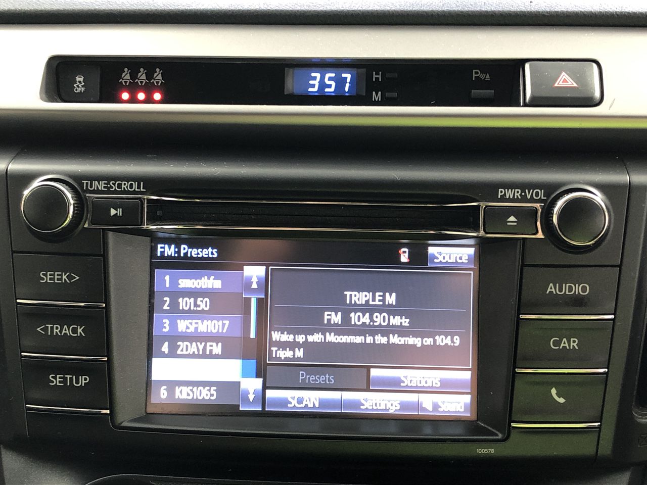 NEW!! LIMITED 2024 BLUEY DOLLARBUCK & BINGO $1 DOLLAR UNC Coin 2 CARD SET