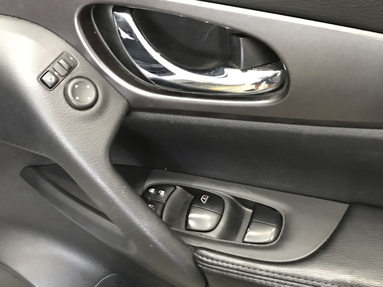 Stainless Steel Initial 'E' Bracelet with Simulated Diamonds - Yellow