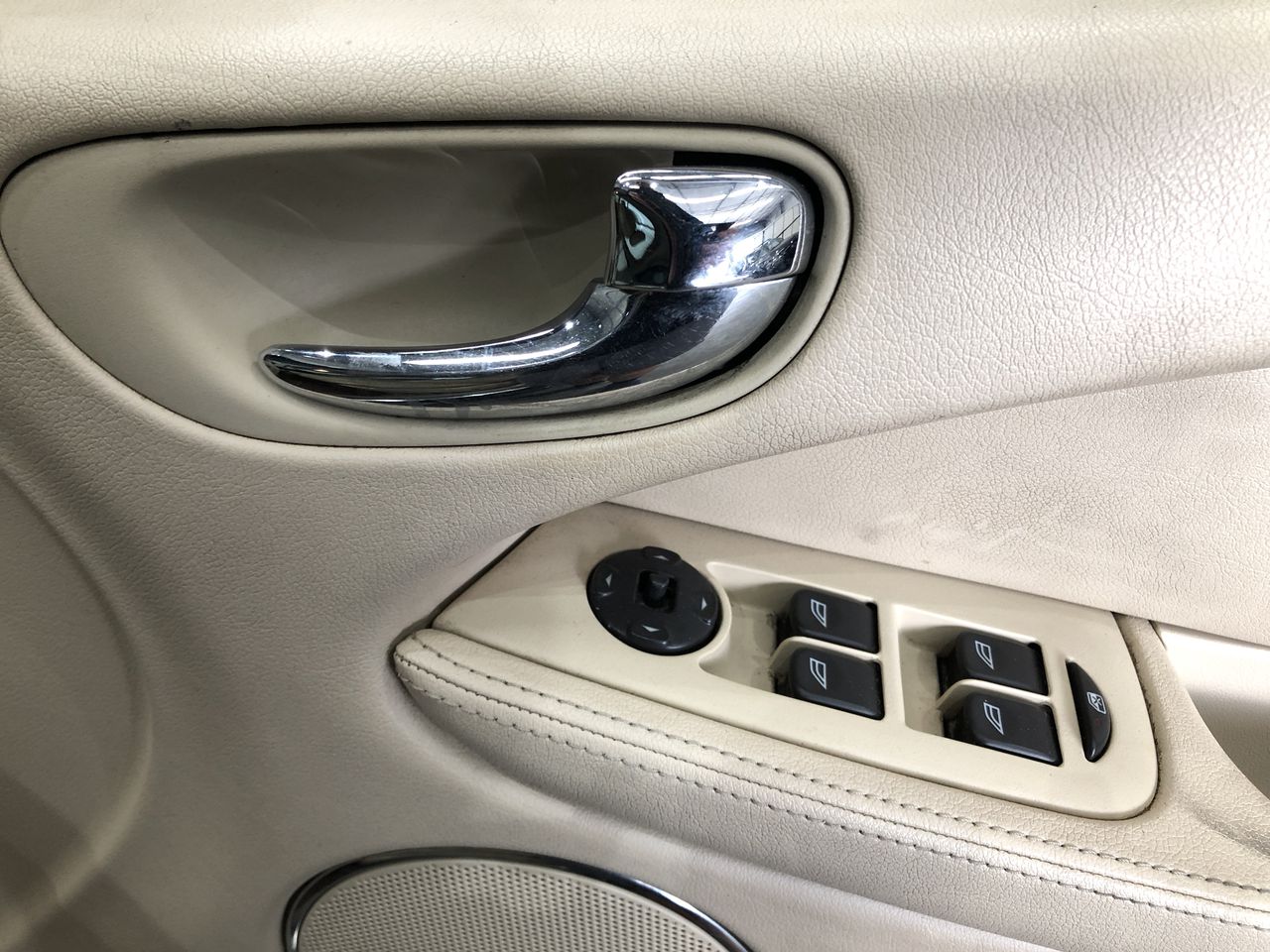 BIJ'OR - Purple Pearl Oval Statement Stud Earrings RRP $59