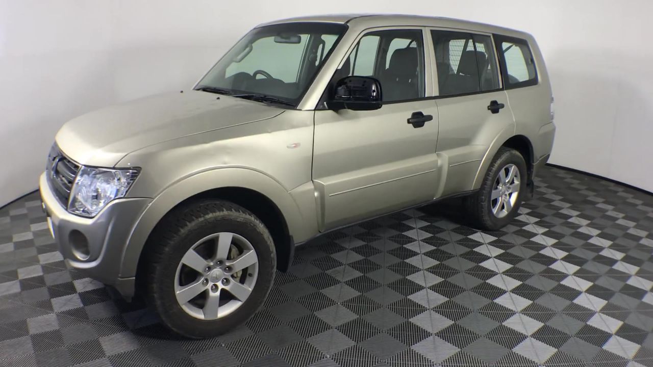 9 x Bulk Pack of Simulated Pearl, Diamond and Plain Earrings