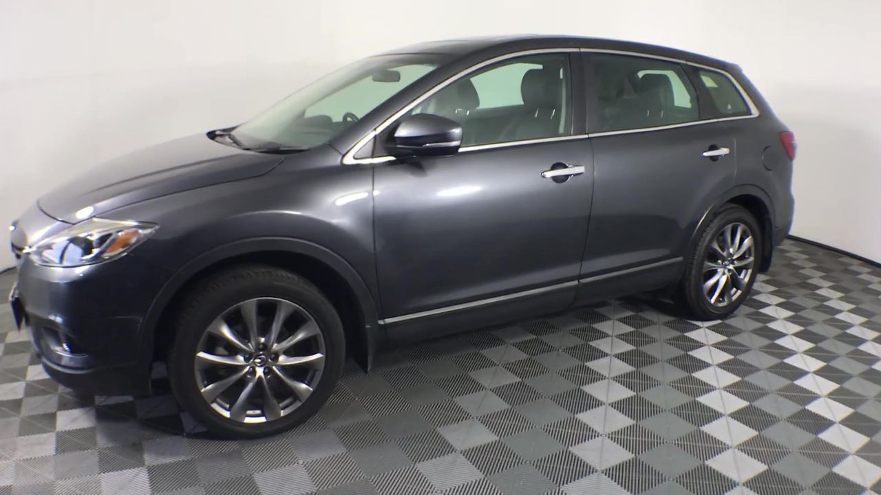 2023 $2 Matilda Light Green Coloured two dollar FIFA Soccer Coin Queen New