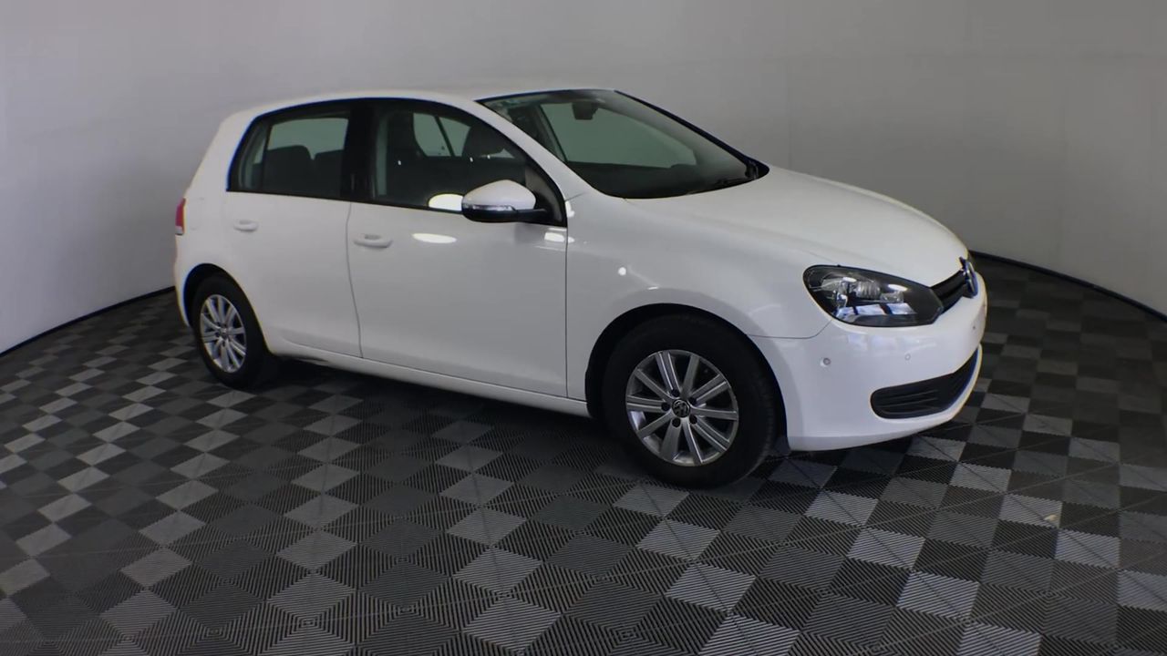 Waterproof  Watch Barrel Shaped Transparent Red Color Quartz Watch Popular