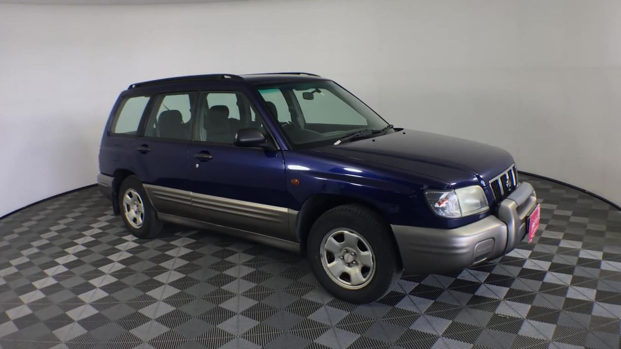 Vial full of Gold Leaf/Flake