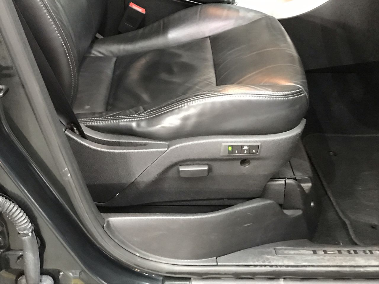 Half Ounce CPG Silver Sealed Bar and 4 x Germania Mint 1g Silver Bars