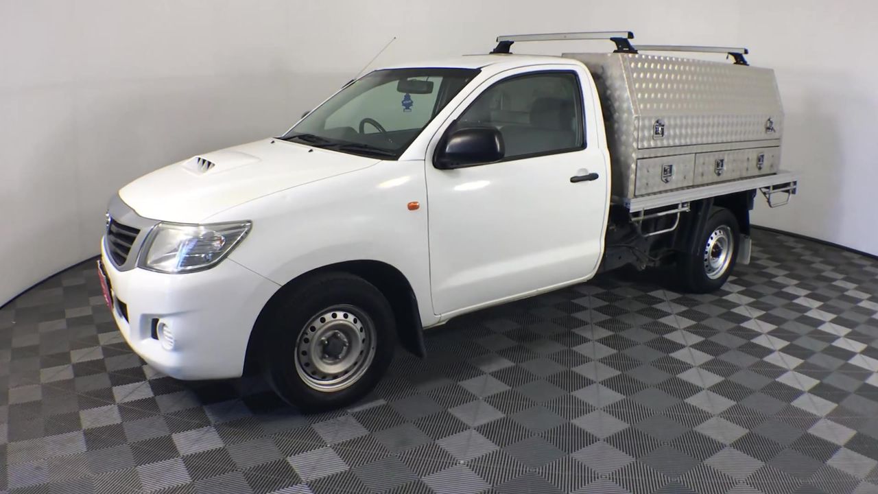 2022 Queen Elizabeth Platinum Jubilee Gold plated Medallion