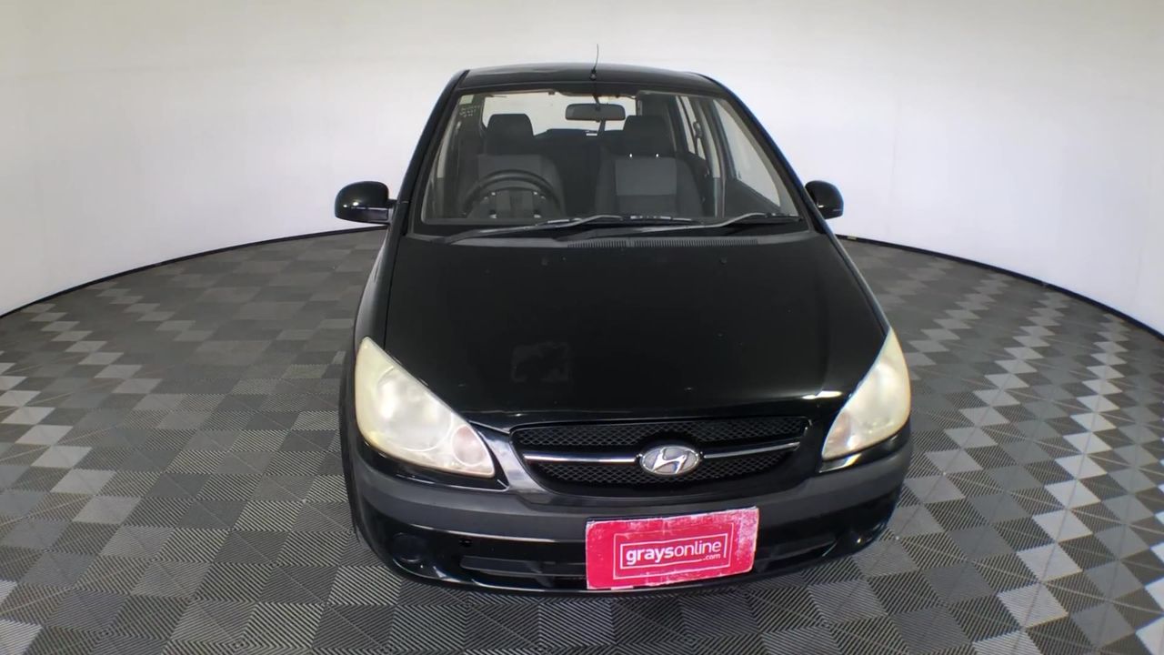 Consew 540 Cloth Drill Machine