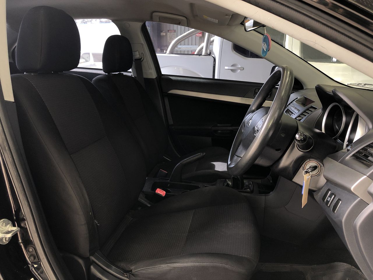 The Bowler Cleanskin Shiraz 2025 (12x 750mL) SA