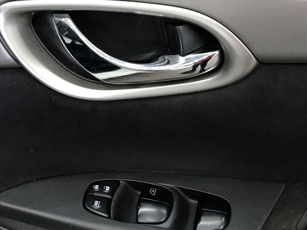 Jules Roy Pinot Noir 2024 (6x 750mL), France.