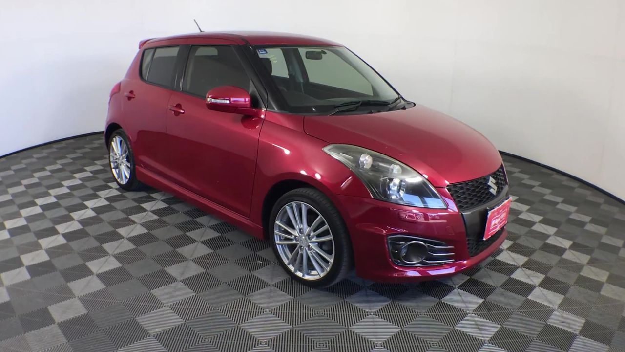 <B>9K Yellow Gold 0.03Ct Hi Si Diamond Round Ring</B><P>