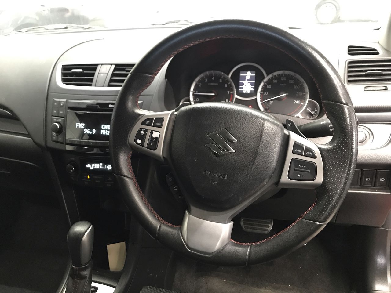 <B>9K Yellow Gold Snake Necklace 40-45Cm</B><P>