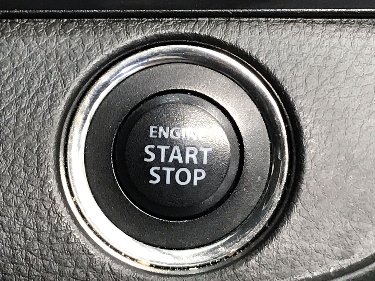 <B>9K Yellow Gold Nail Ring</B><P>