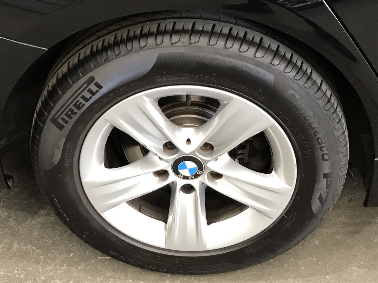 0.11 Carat white princess cut diamond pair