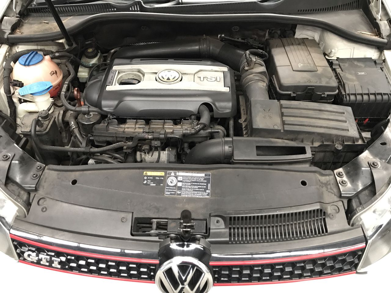 1/100 Ounce -Gold Scottdale & 1/10 Ounce Xag Silver coins x 4 Unc