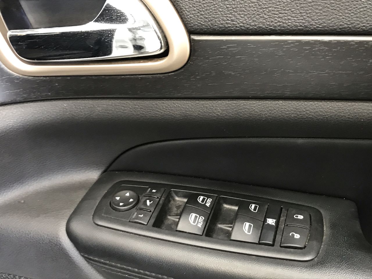 5-8mm Pearl Swarovski® Crystal & Real 18k Gold Plated Drop Earrings