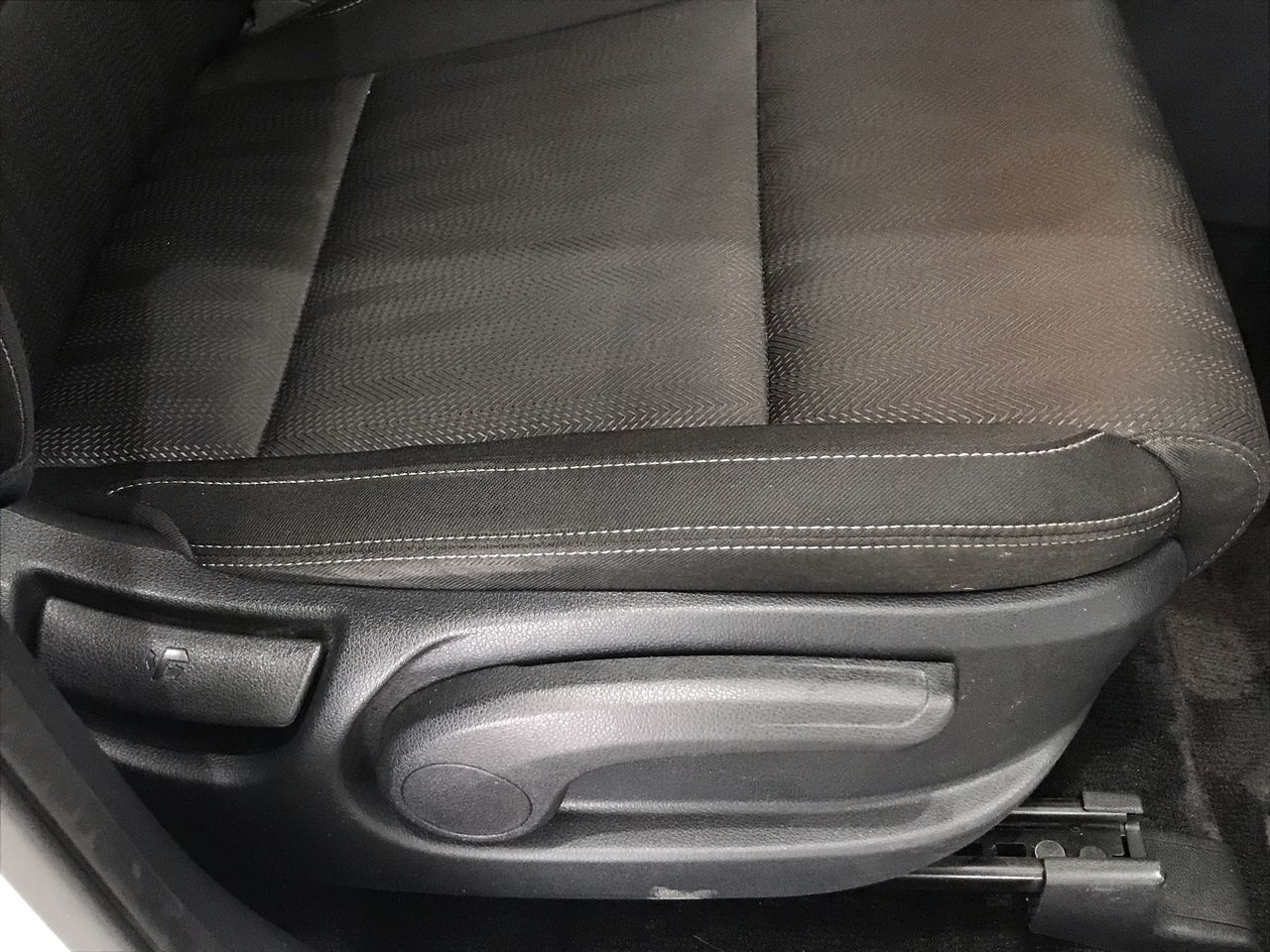 20 Drawer Stainless Steel Work Bench (Unused)