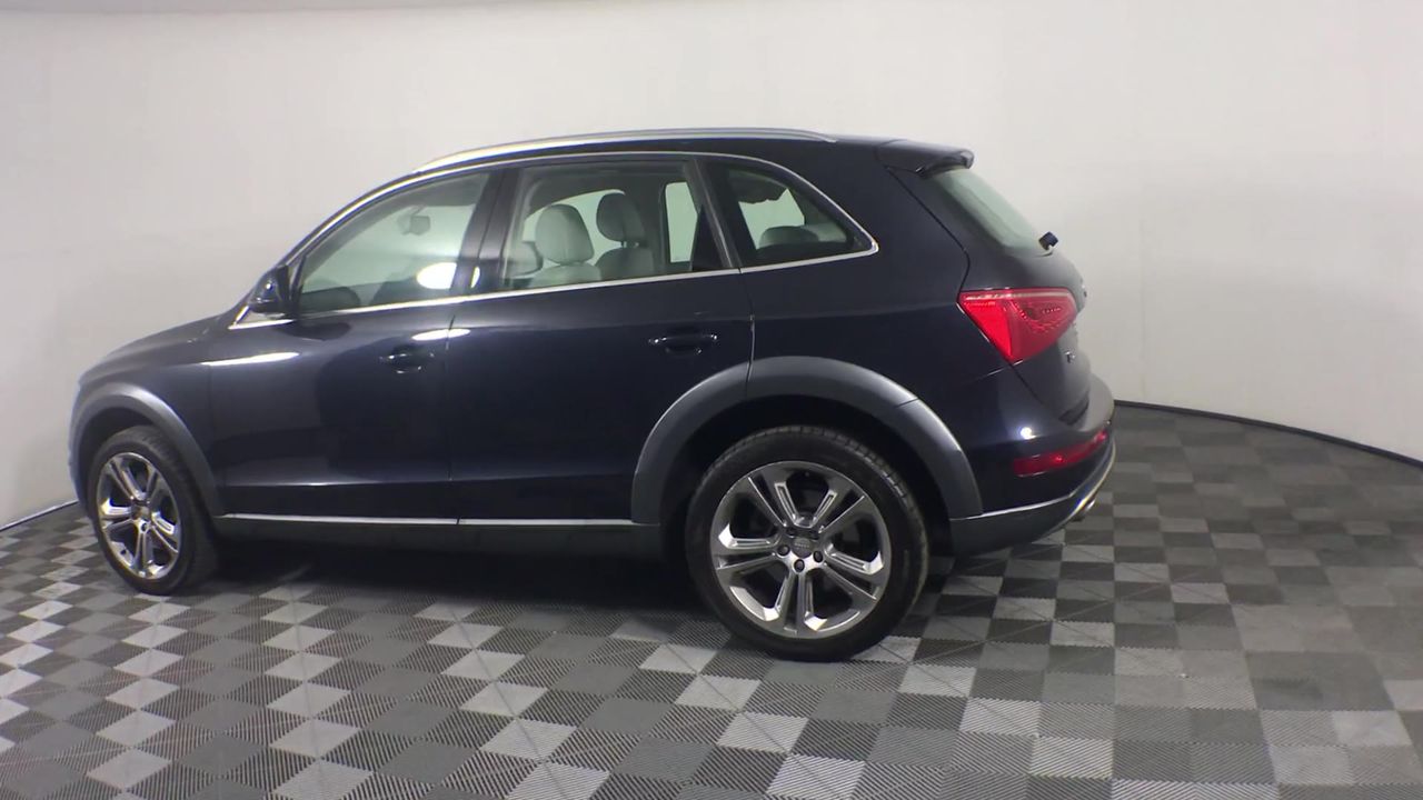 <p>10 Adjustable Steel Trestles </p>