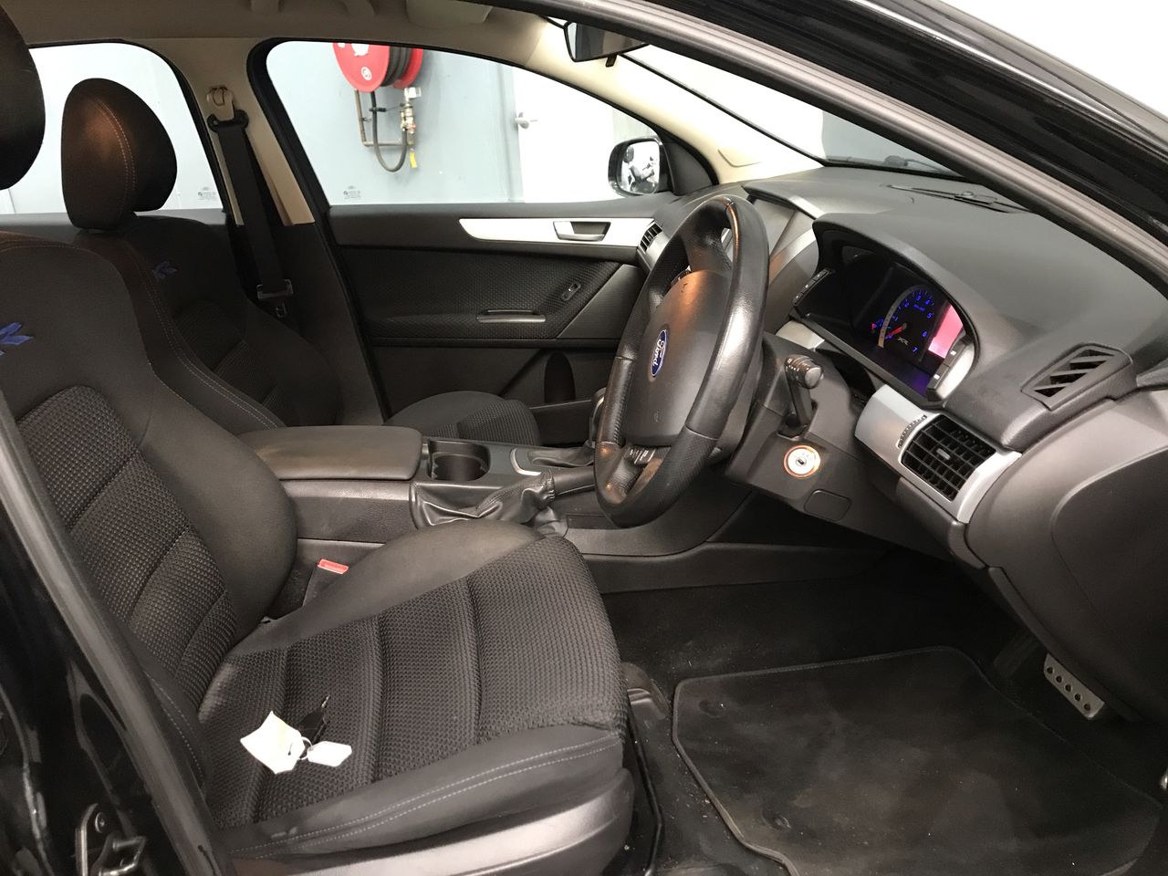 2.65 Carat White/off white diamond various bulk