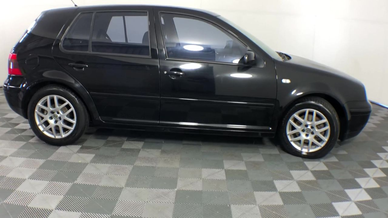 Night Merchant Gin Grapefruit And Soda Cans (24x 250mL) NSW