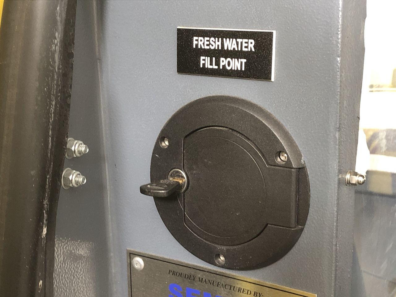 Yellowglen Yellow Sparkling NV (4 Cluster Pack) (24x 200mL).