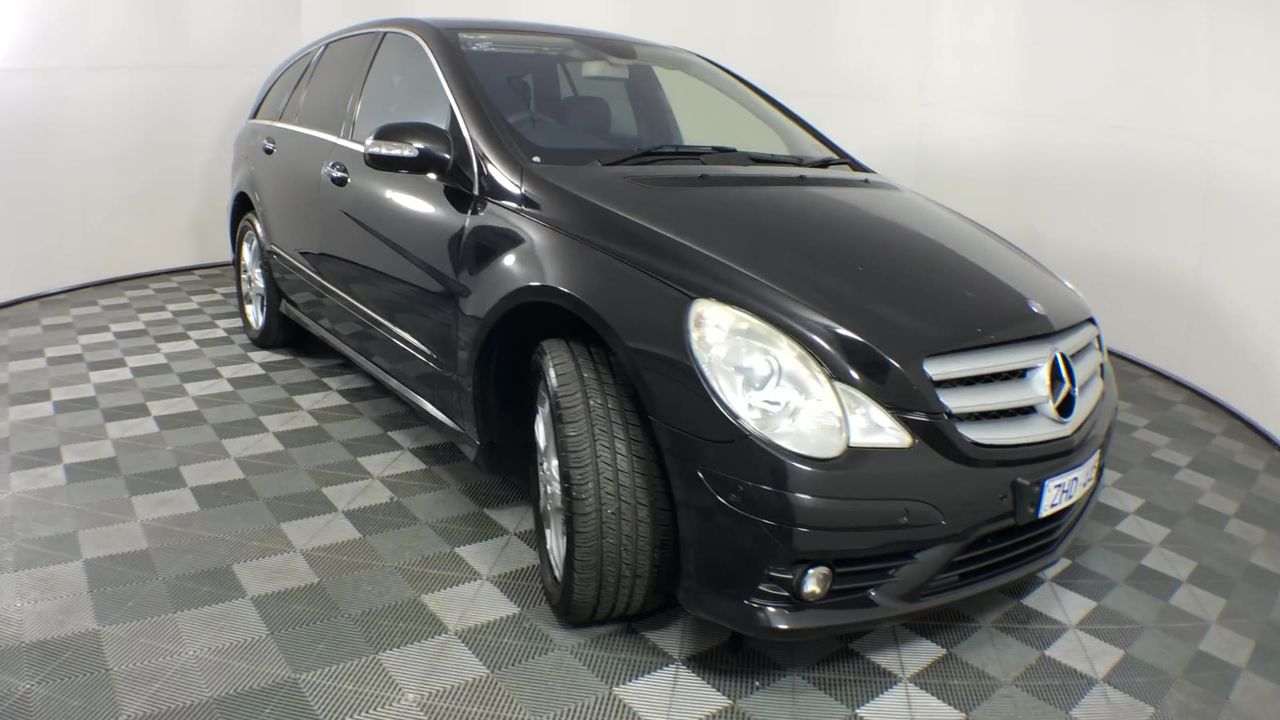 1 OZ 2011 Koala/Australia Coin Finished in 999 Fine Silver in Capsule