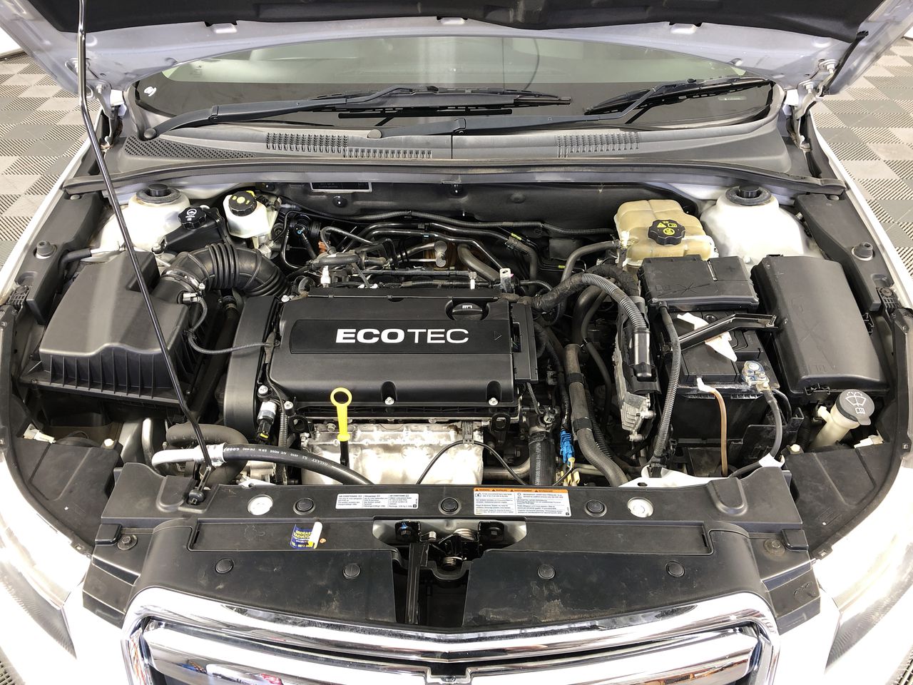 2.0ct Oval Cut GRA Certified Moissanite 925 Sterling Silver Ring - Size 6