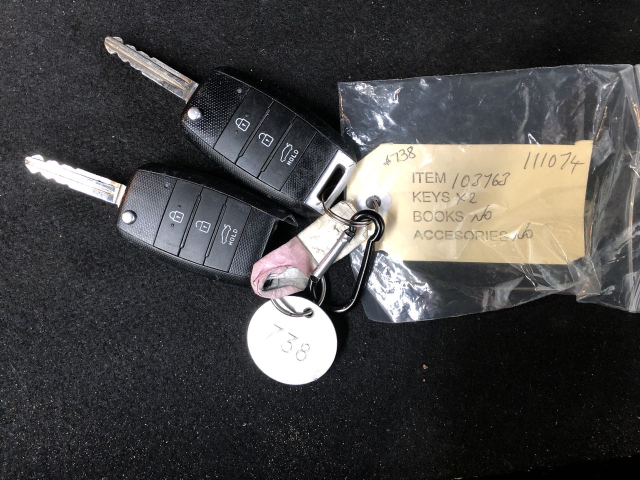 1.5ct Pear Cut Simulated Diamond 18K Gold Filled 925 Silver Ring - Size 8