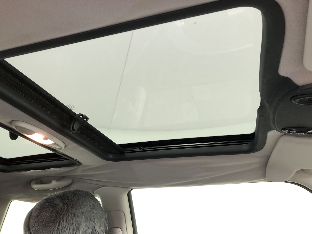 Classic Stainless Steel 3mm Curb Chain Bracelet - 9 Inches (Yellow)