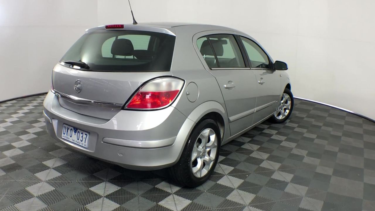 Stainless Steel Lightening Bolt Necklace in Silver