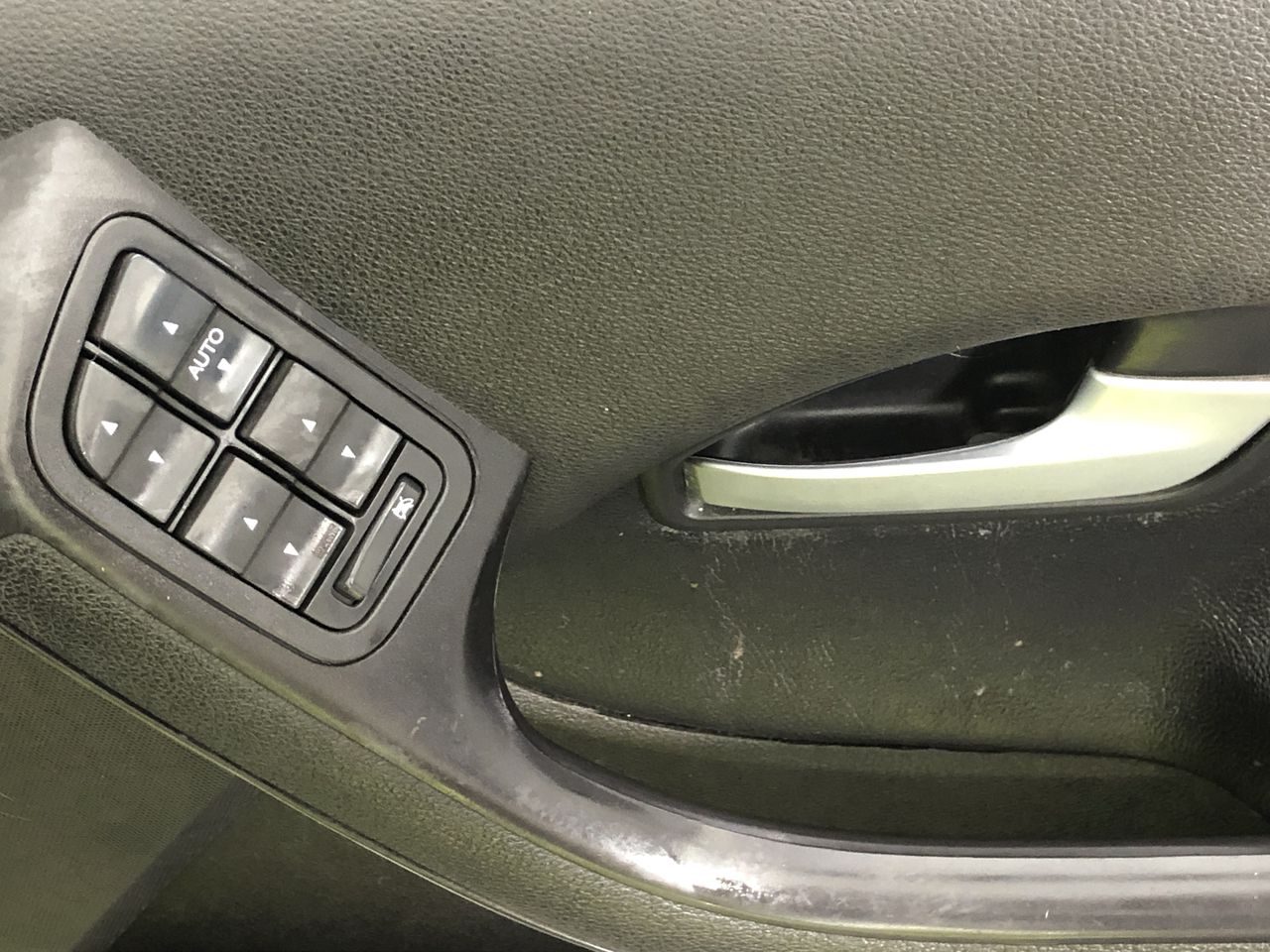 Large Work bench (Unused)