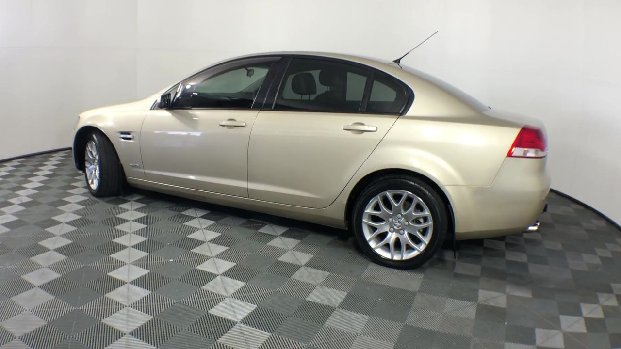 NED KELLY UNIQUE BOXED SET OF 1 GOLD INGOT & PISTOL - FINISHED IN 24K GOLD