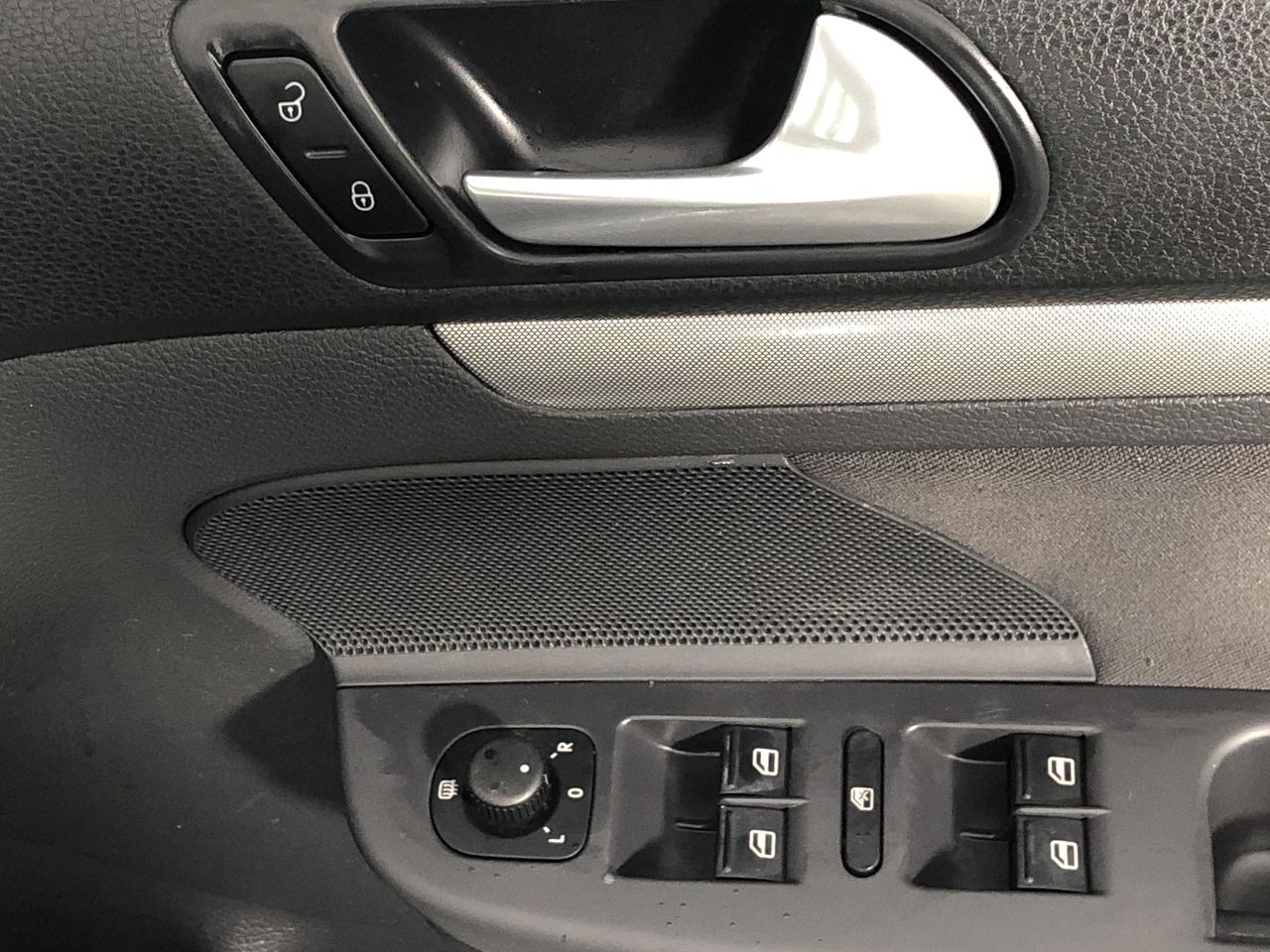 Quantity of 400 1800mm Star Pickets ( Unused),