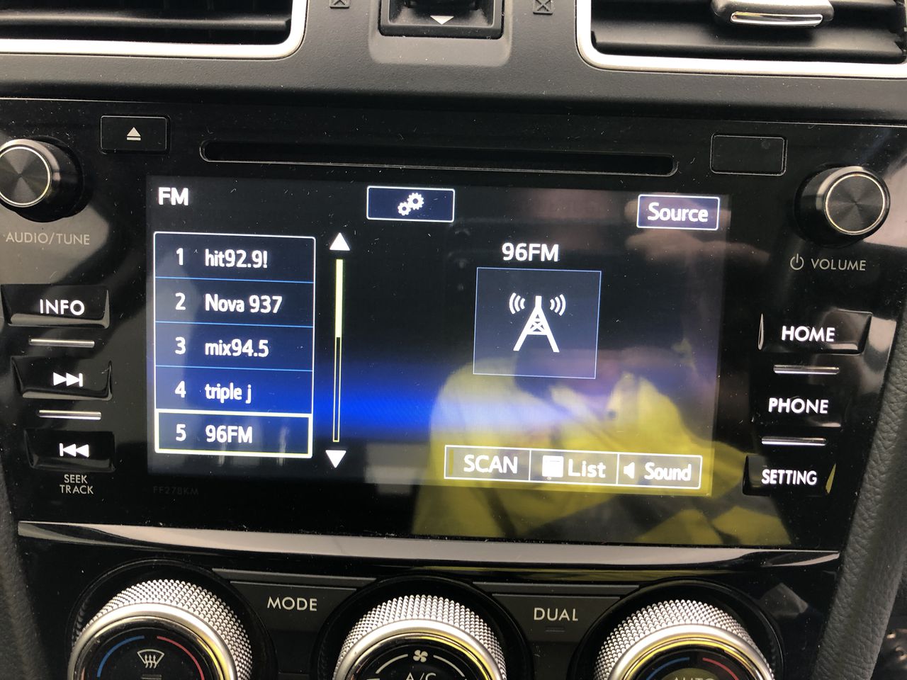 Jules Roy Pinot Noir 2024 (6x 750mL), France.