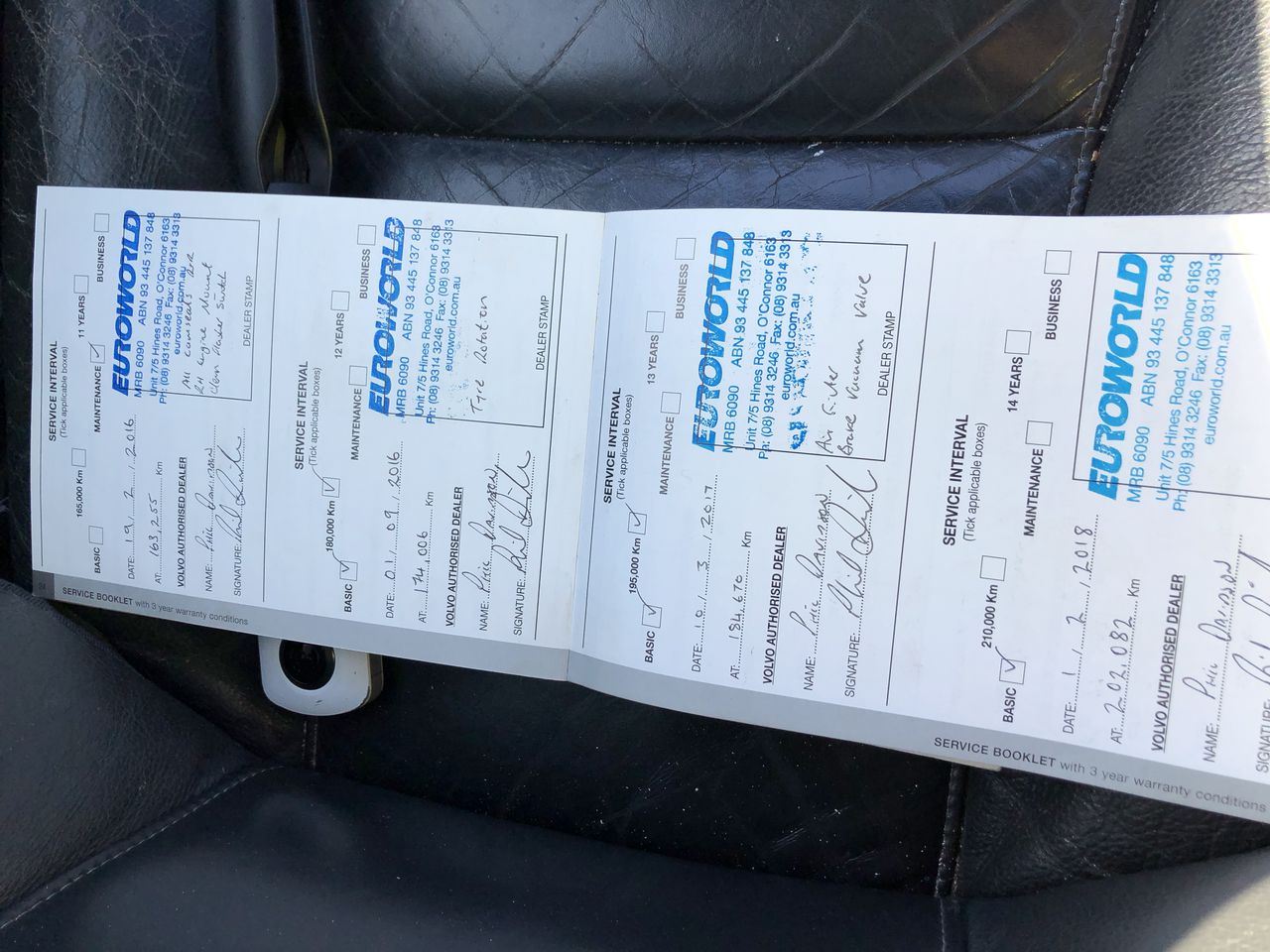 Roberts Estate Shiraz 2023 (12x 750mL) SEA