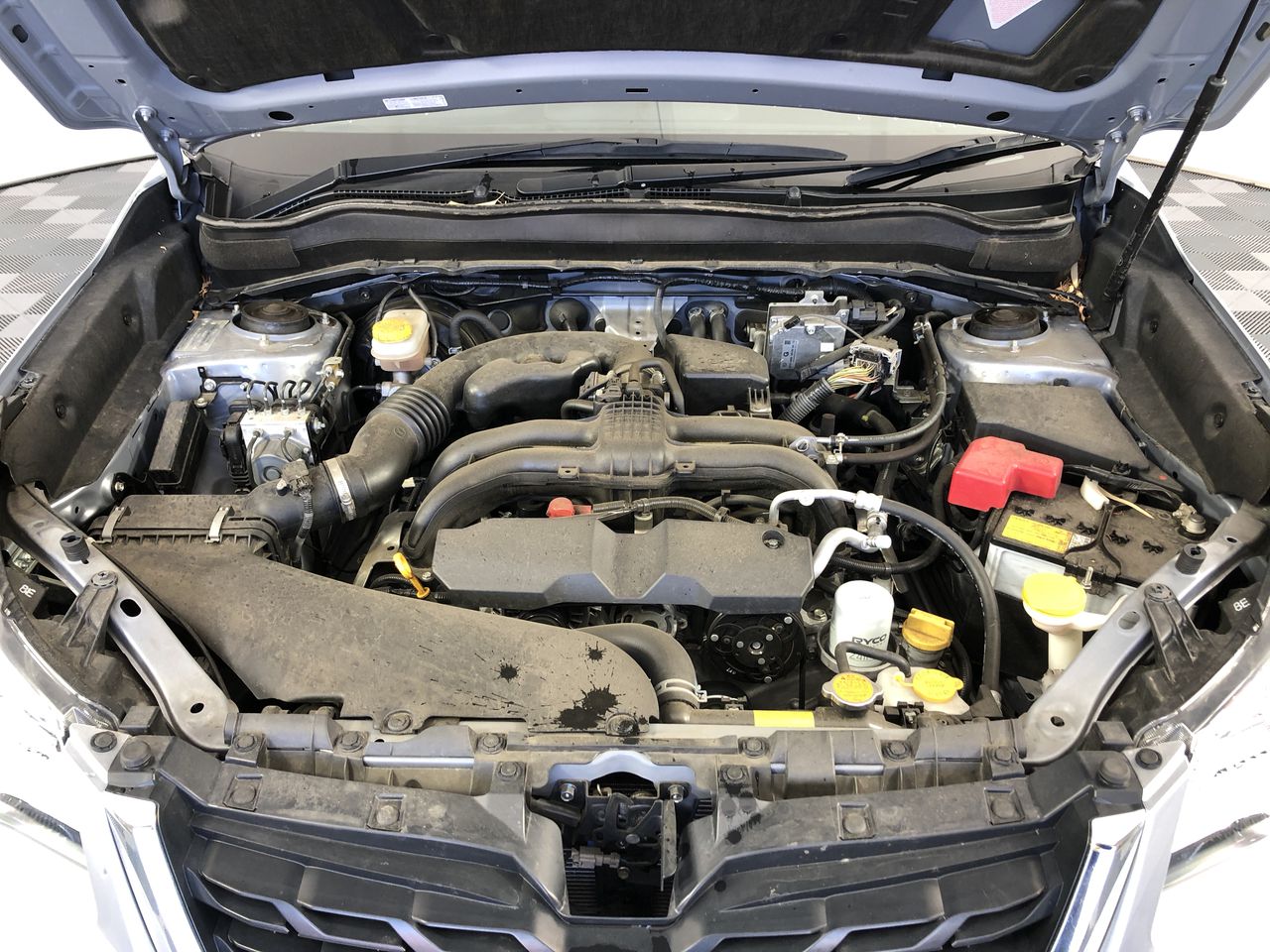 Veuve D'Argent Cuvee Prestige Blanc de Blancs Brut NV (6x 750mL)