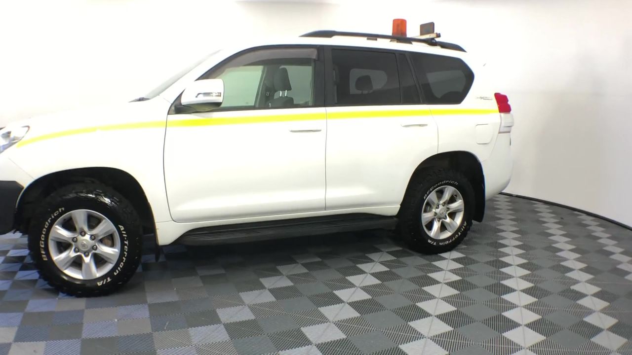 INGENUITY Baby Base 2-in-1 Booster Feeding and Floor Seat with Self-Storing