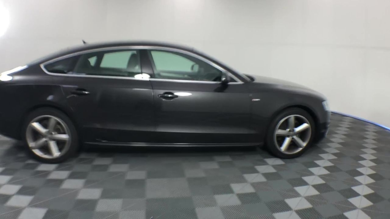 8mm Malaysia 'Jade' Quartz Gemstones Beaded Bracelet.