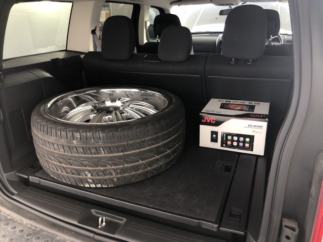 Abstract Geometric Pendant in Silver