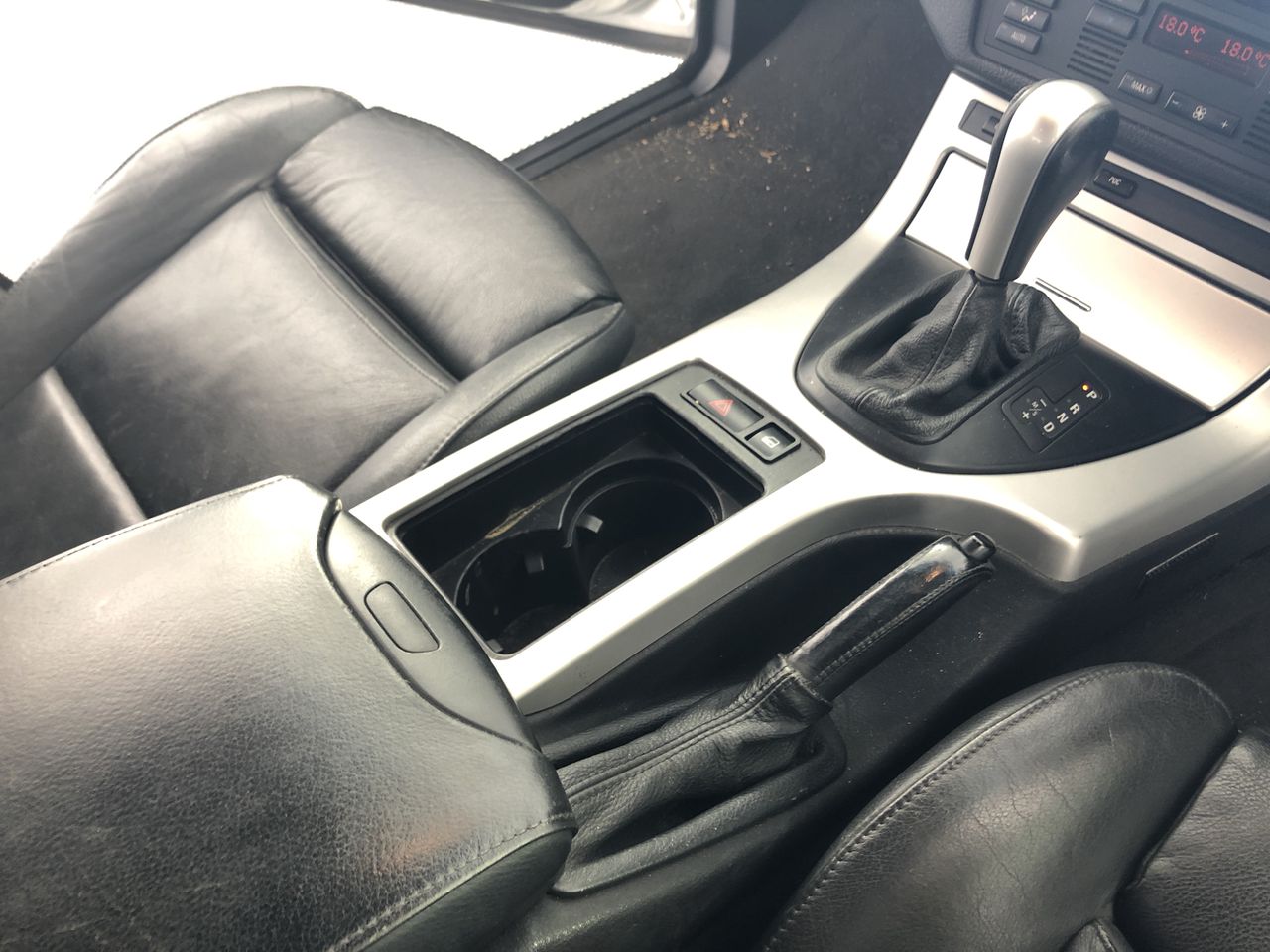 KOGAN Outdoor Electric Radiant Strip Heater, 2000W.