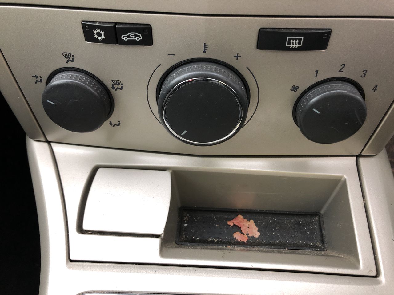 Quantity of 4 29.5-R25 Radial Earthmoving Tyres (Unused),