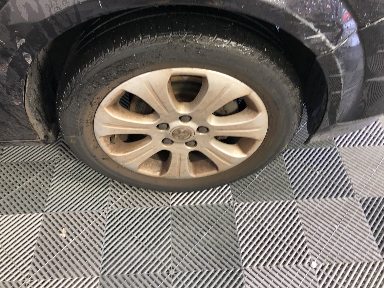 Quantity of 4 26.5-25 Earthmoving Tyres (Unused),