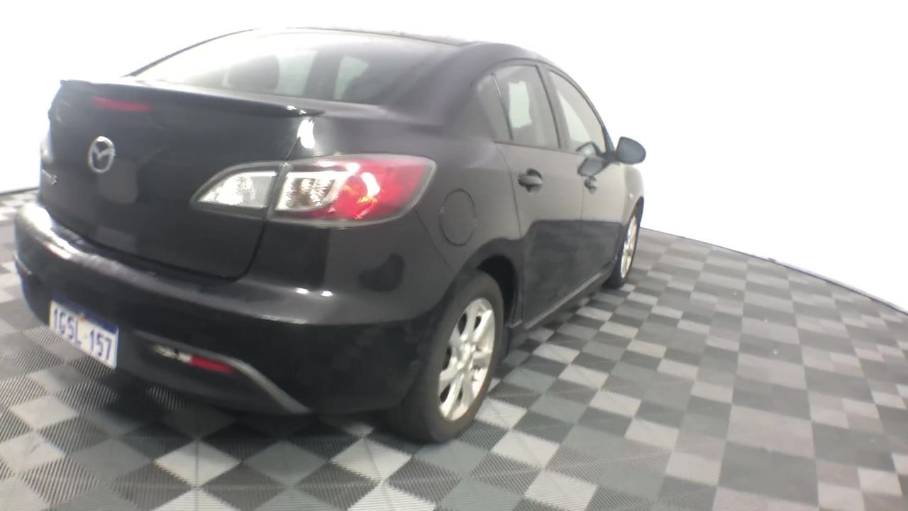 Designer Patterned Bangle in Silver