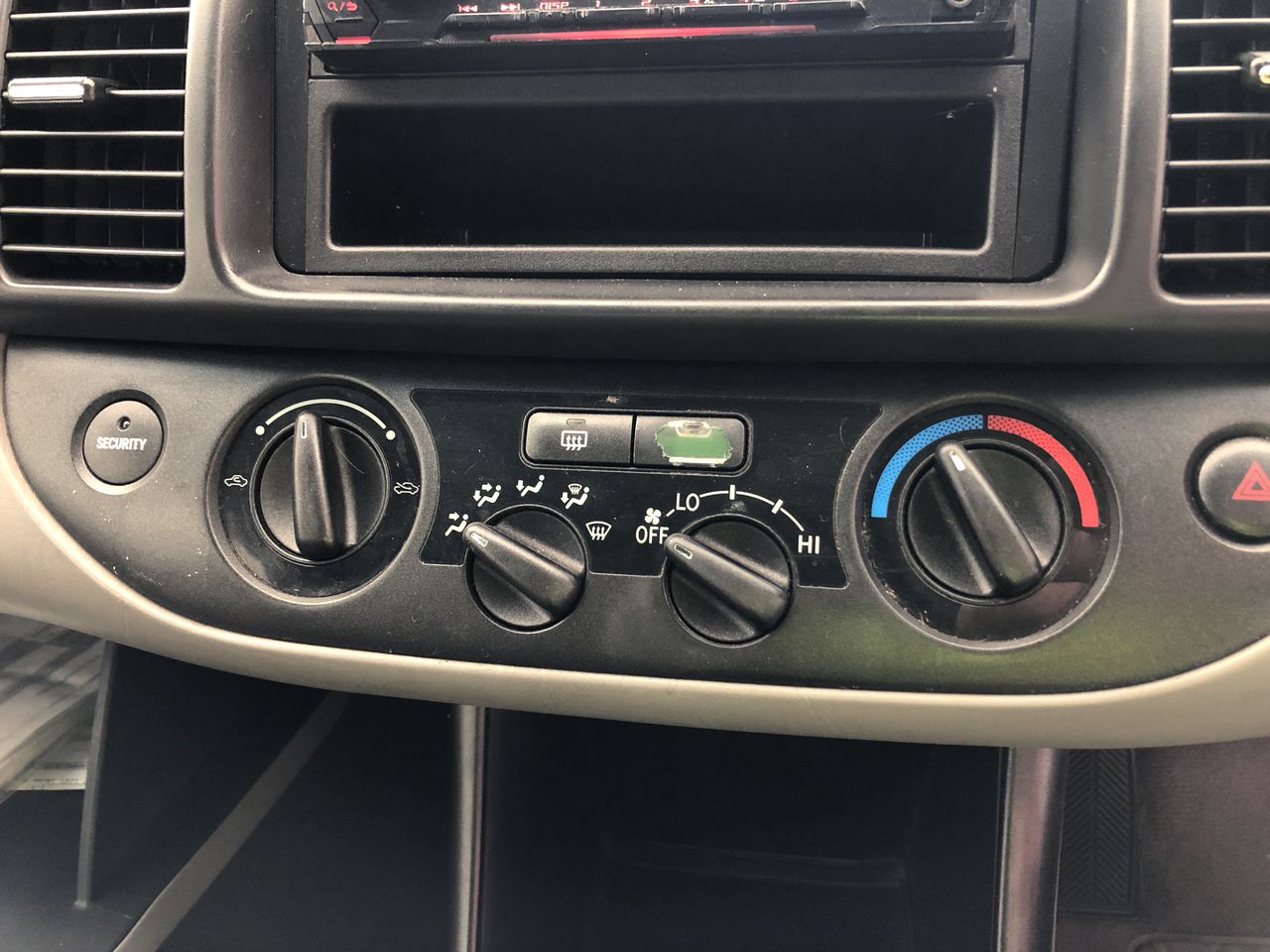 9K WHITE GOLD 0.25ct HI I1 DIAMOND CLAW PENDANT