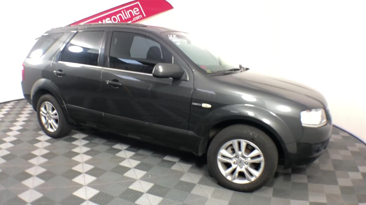 Designer Simulated Diamond LargeGreen Teardrop Pendant Necklace in Silver