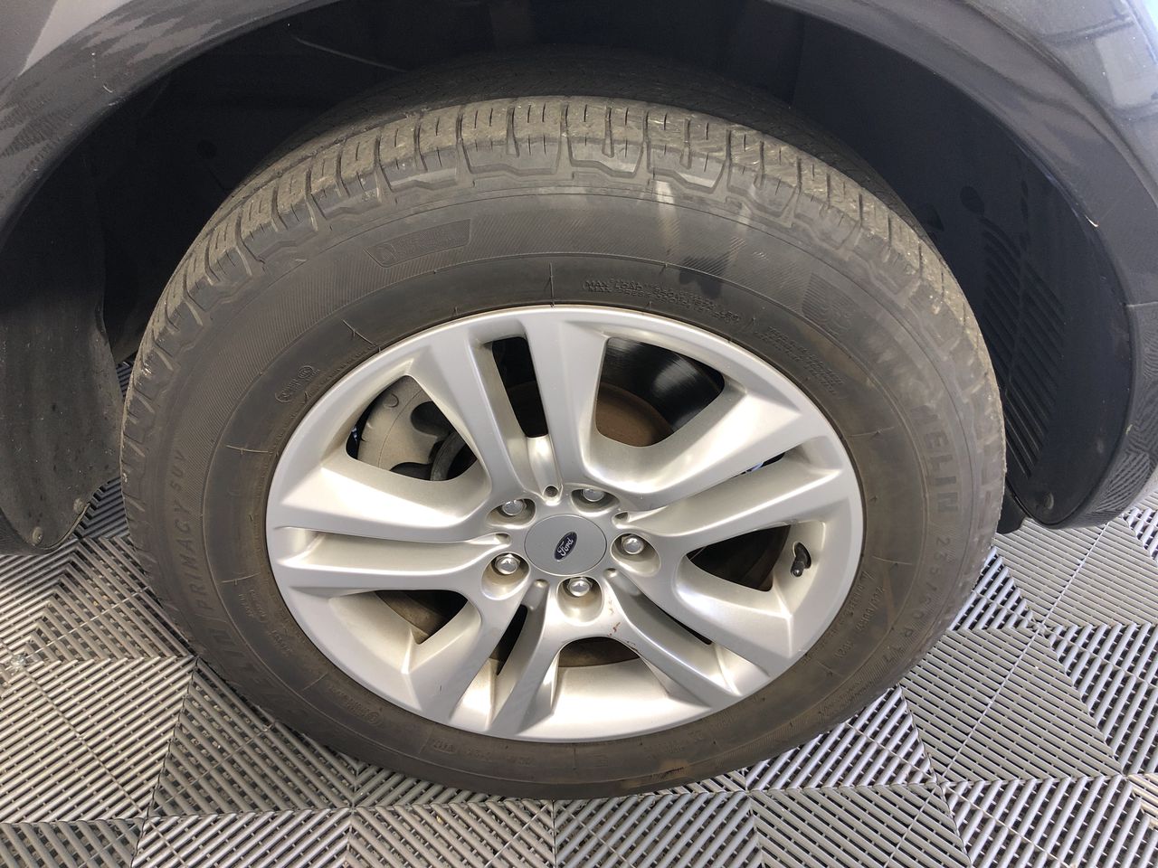 Designer Simulated Diamond Ring in Silver - adjustable