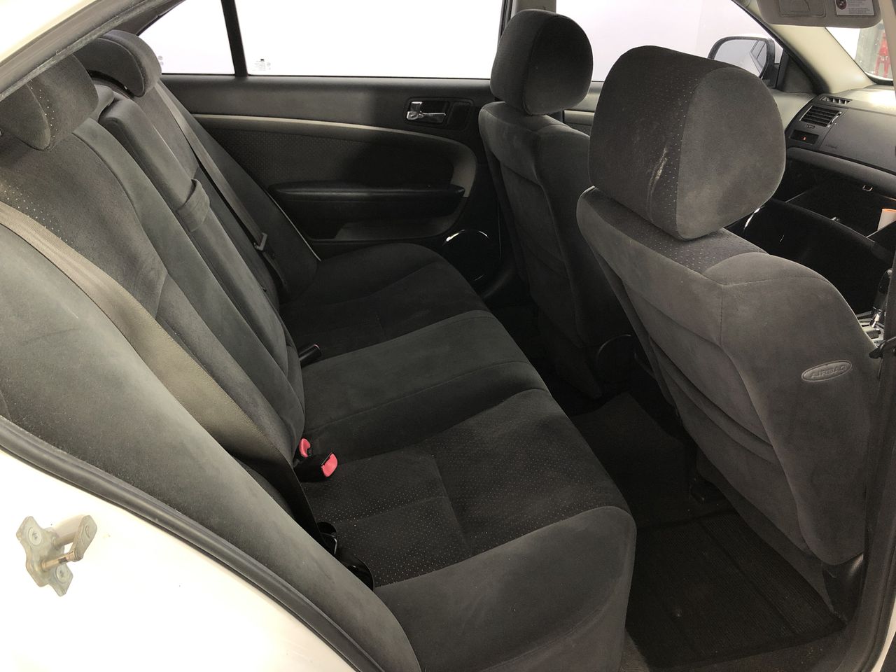 1 OZ 2011 Koala/Australia Coin Finished in 999 Fine Silver in Capsule