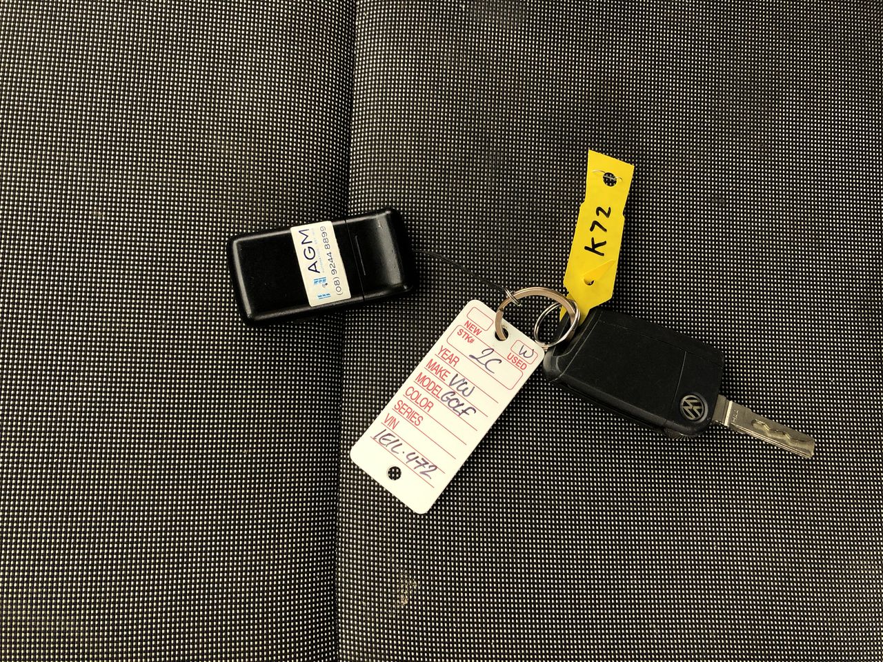 Vial full of Gold Leaf/Flake