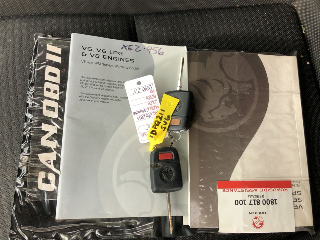 JACKY PVC Hopper Tub on Inbuilt Forklift (pallet), SWL 1,000kg