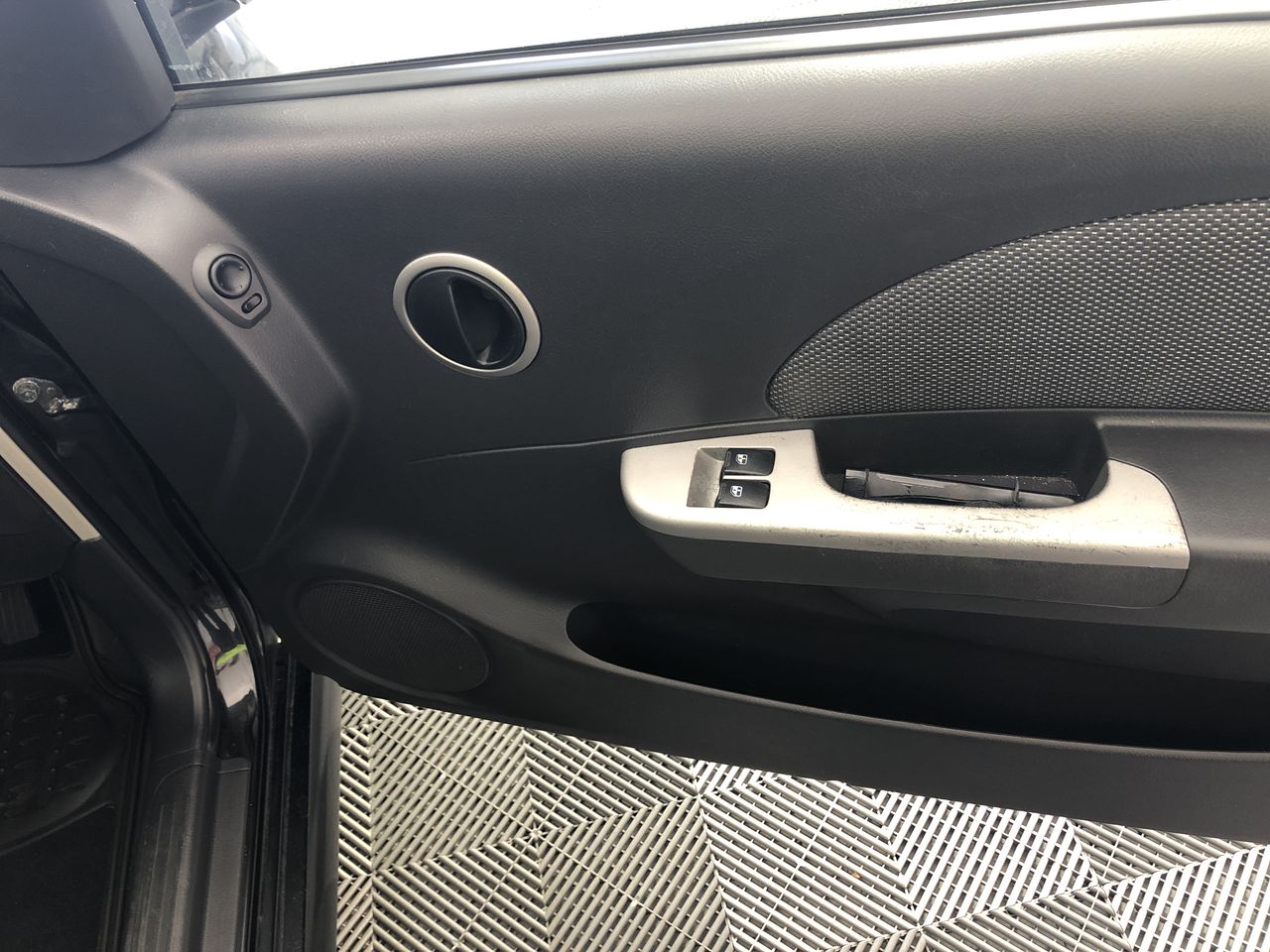 SEW EURODRIVE Electric Motor R37 DRN71M4 with Pump Unit